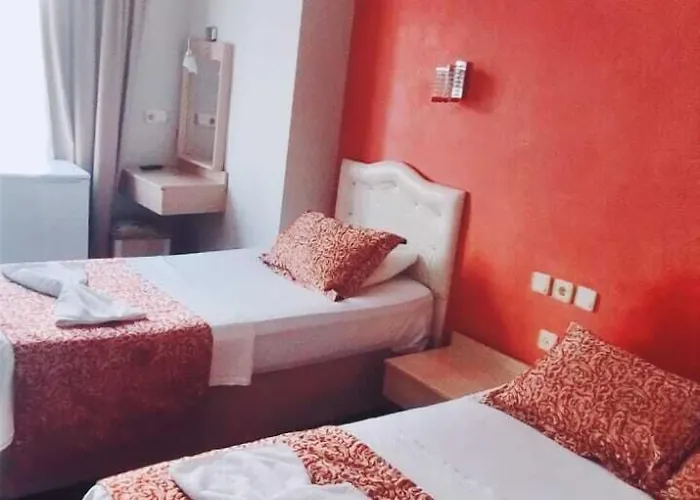 Marsyas ホテル 2*