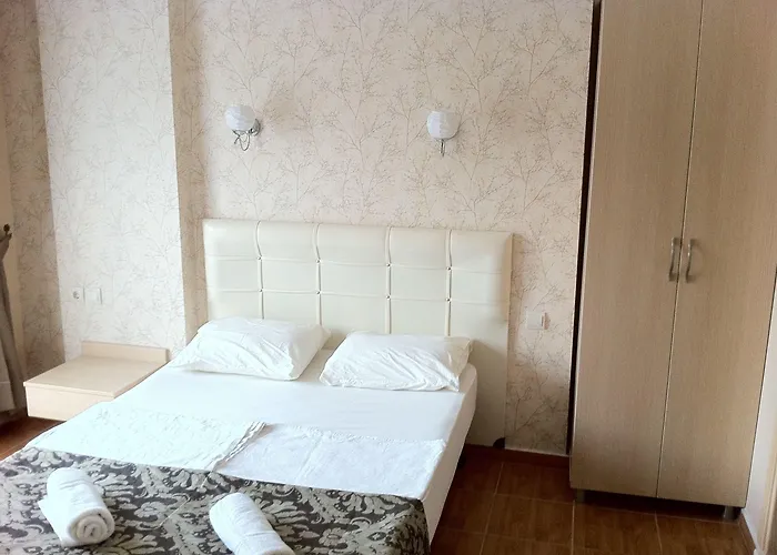 Marsyas ホテル 2*